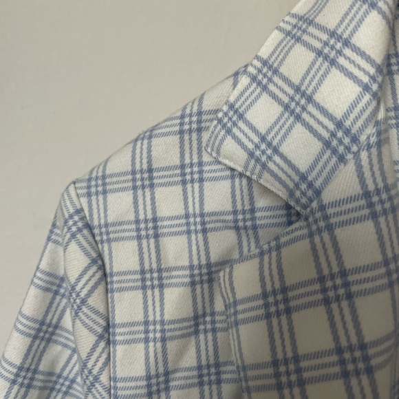 Brandy Melville crop top shirt MOVING SALE - Picture 6 of 10